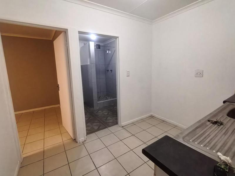 To Let 0 Bedroom Property for Rent in Gleemoor Western Cape